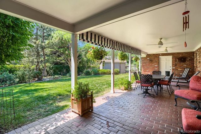 5522 W Lakeridge Road, Lakewood, CO 80227