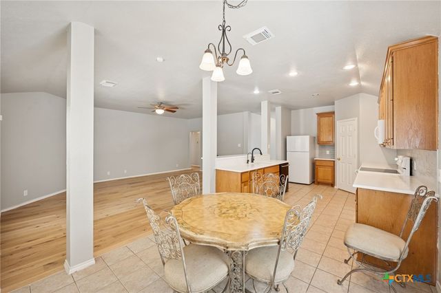 626 Rexton Lane, San Antonio, TX 78258