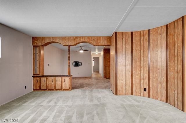 5128 Royal Avenue, Las Vegas, NV 89103