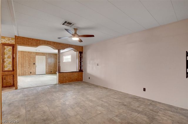 5128 Royal Avenue, Las Vegas, NV 89103