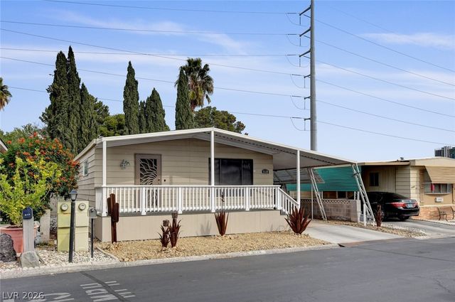 5128 Royal Avenue, Las Vegas, NV 89103