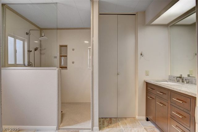 5128 Royal Avenue, Las Vegas, NV 89103