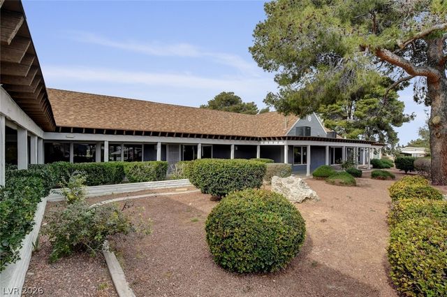 5128 Royal Avenue, Las Vegas, NV 89103