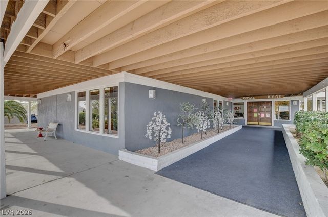 5128 Royal Avenue, Las Vegas, NV 89103