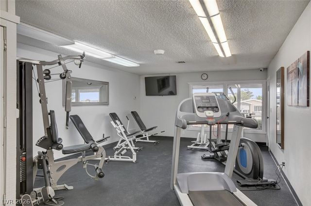 5128 Royal Avenue, Las Vegas, NV 89103