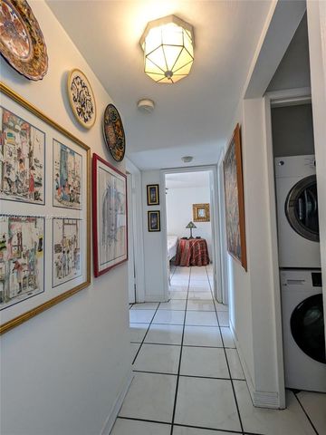 9140 Fontainebleau Boulevard 504, Miami, FL 33172