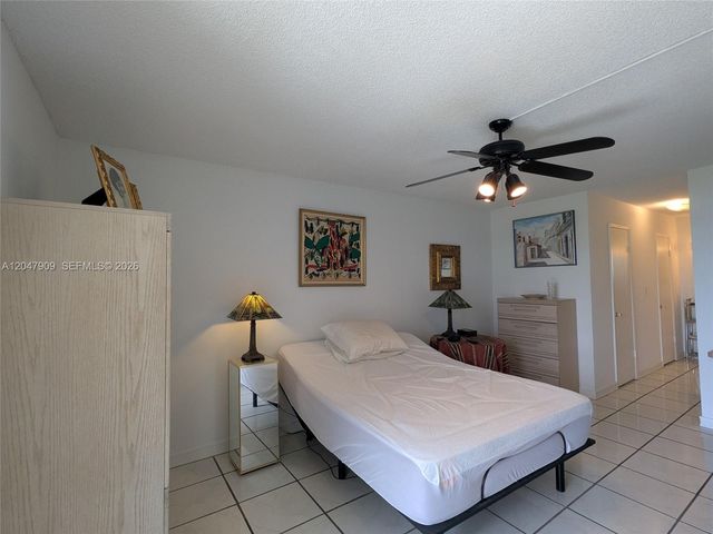 9140 Fontainebleau Boulevard 504, Miami, FL 33172
