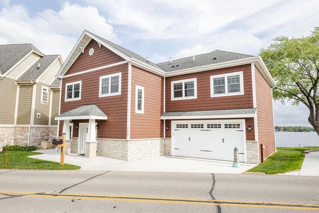 7433 N Tichigan ROAD, Waterford, WI 53185