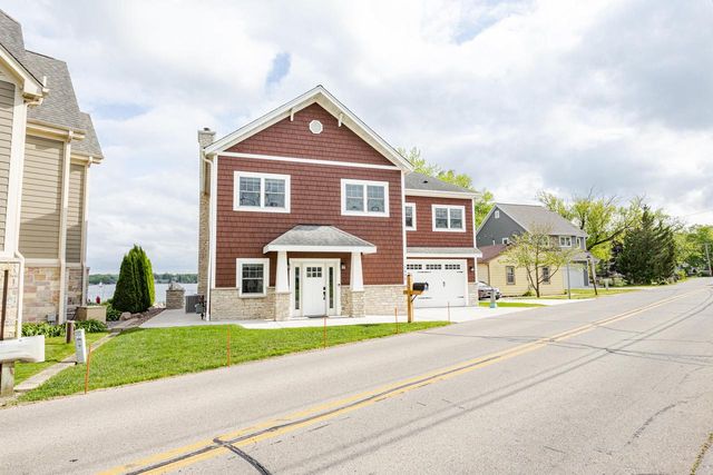 7433 N Tichigan ROAD, Waterford, WI 53185