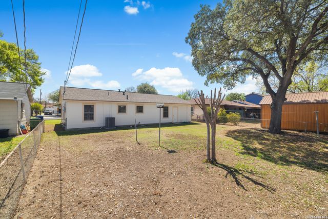 115 Dexter, San Antonio, TX 78226