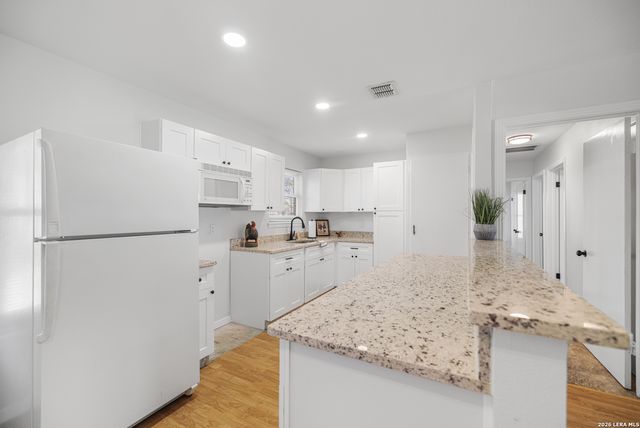 115 Dexter, San Antonio, TX 78226