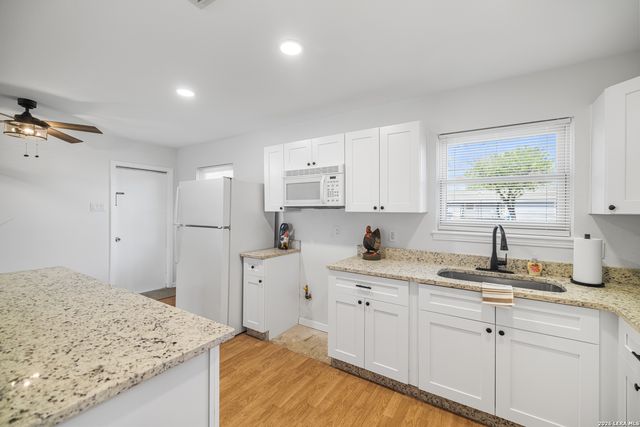 115 Dexter, San Antonio, TX 78226