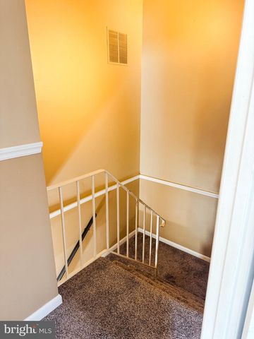 14353 SOUTHGATE CT, Woodbridge, VA 22193