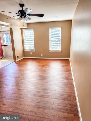 14353 SOUTHGATE CT, Woodbridge, VA 22193