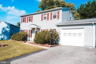 14353 SOUTHGATE CT, Woodbridge, VA 22193