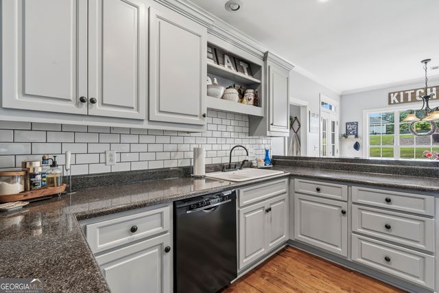 198 Cambridge Way, Macon, GA 31220