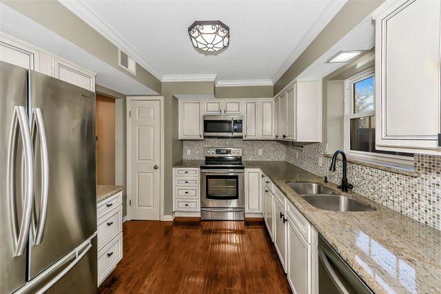 7906 Royal Lane A, Dallas, TX 75230