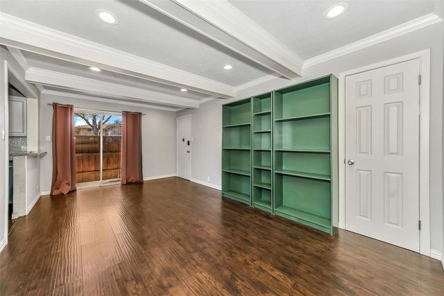 7906 Royal Lane A, Dallas, TX 75230