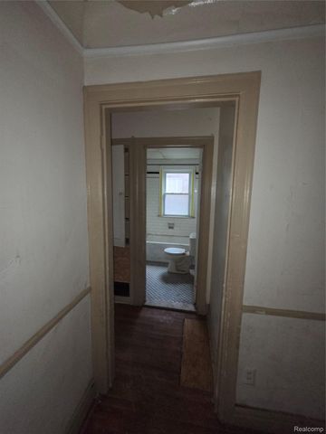 5310 Grayton Street, Detroit, MI 48224