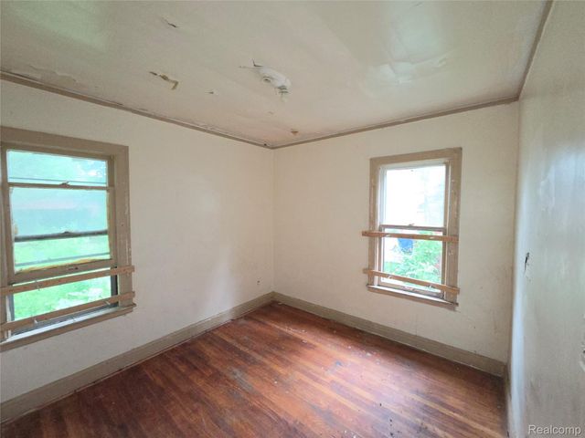 5310 Grayton Street, Detroit, MI 48224