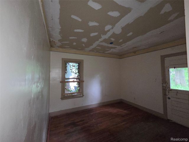 5310 Grayton Street, Detroit, MI 48224