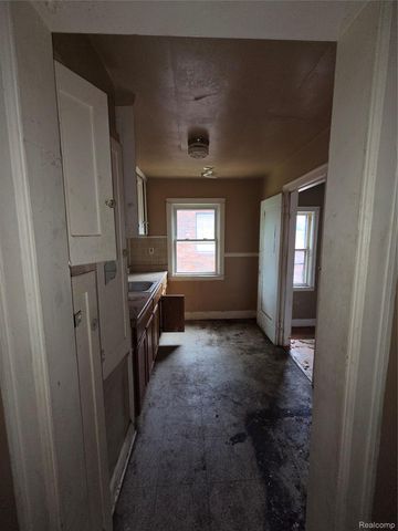 5310 Grayton Street, Detroit, MI 48224