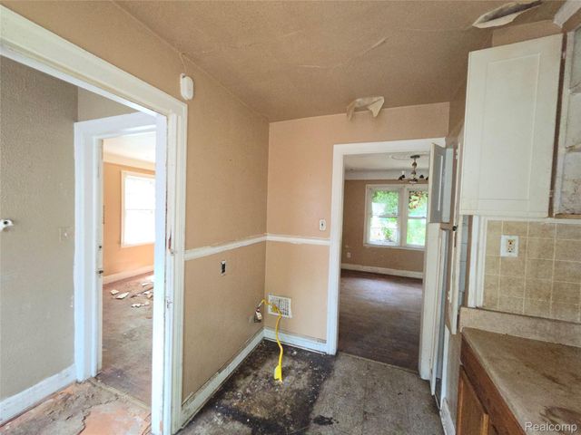 5310 Grayton Street, Detroit, MI 48224