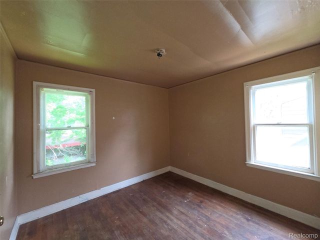 5310 Grayton Street, Detroit, MI 48224
