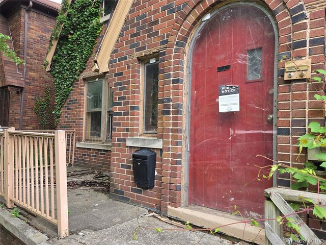 5310 Grayton Street, Detroit, MI 48224