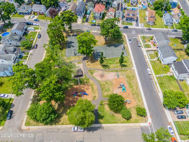 97 Park Avenue, Keansburg, NJ 07734