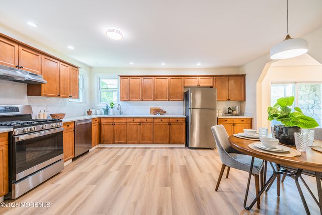 97 Park Avenue, Keansburg, NJ 07734