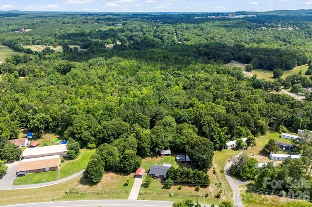 1122 Lavender Road, Grover, NC 28073