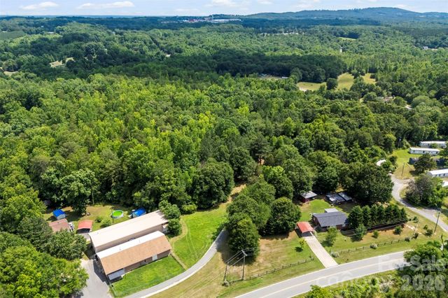 1122 Lavender Road, Grover, NC 28073