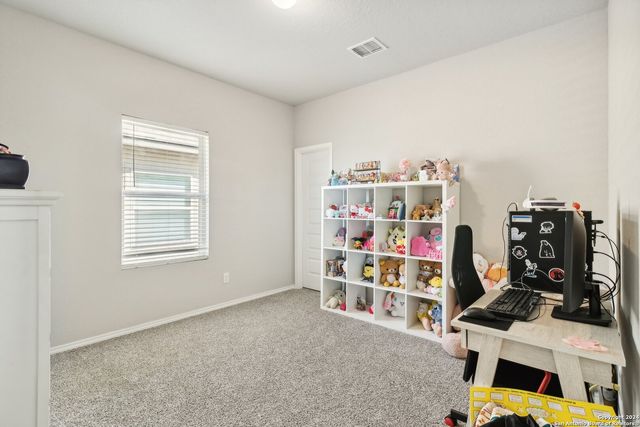 10514 GREEN LAKE DR, San Antonio, TX 78223