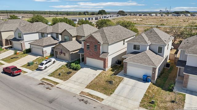 10514 GREEN LAKE DR, San Antonio, TX 78223