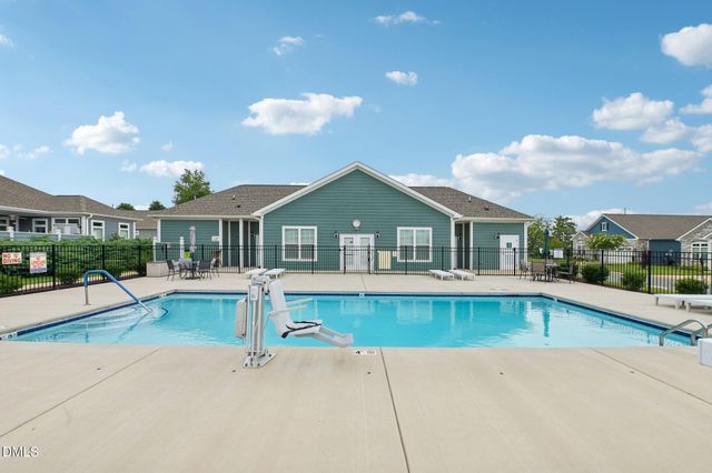 1221 Prospect Drive, Mebane, NC 27302