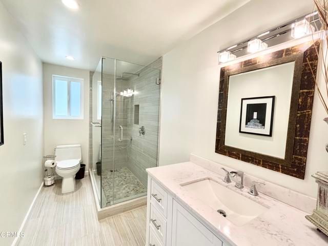 113 Los Robles, Oxnard, CA 93035