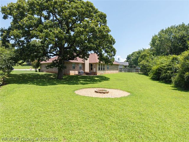 9504 Pointe Drive, Fort Smith, AR 72903