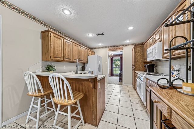 9504 Pointe Drive, Fort Smith, AR 72903