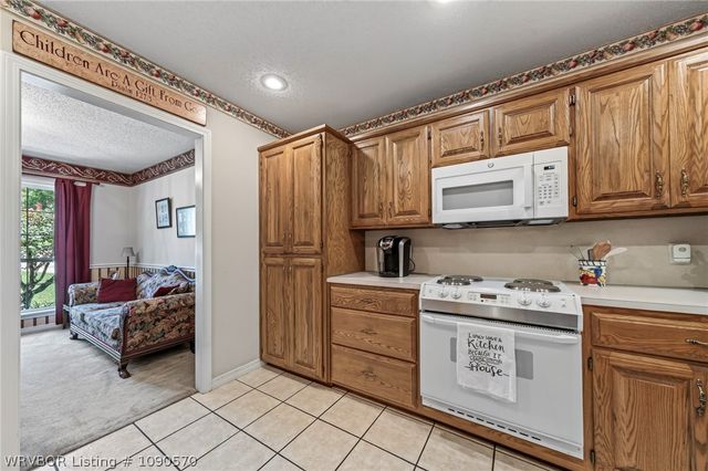9504 Pointe Drive, Fort Smith, AR 72903