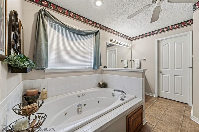 9504 Pointe Drive, Fort Smith, AR 72903