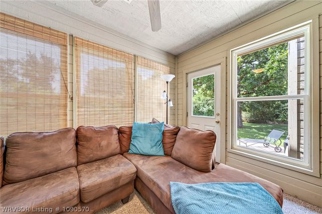 9504 Pointe Drive, Fort Smith, AR 72903