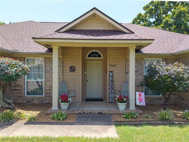9504 Pointe Drive, Fort Smith, AR 72903