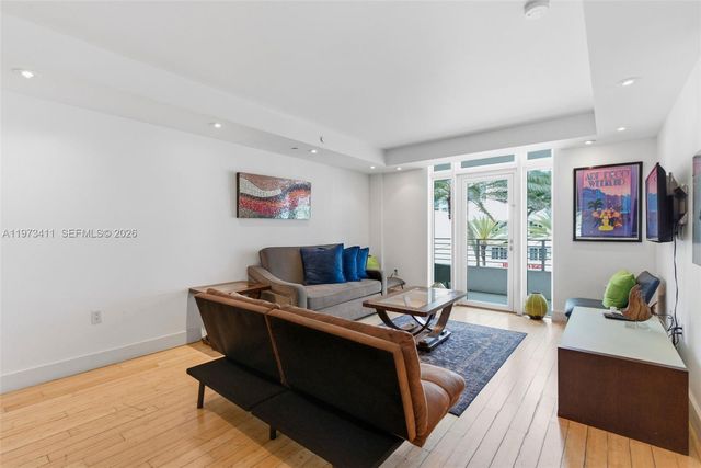 448 Ocean Drive 303, Miami Beach, FL 33139