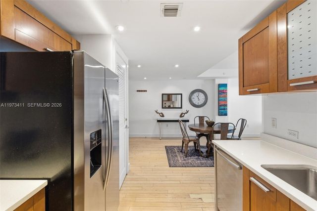 448 Ocean Drive 303, Miami Beach, FL 33139