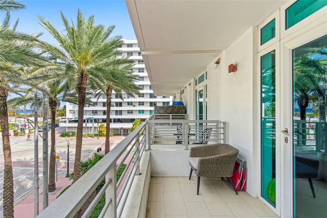448 Ocean Drive 303, Miami Beach, FL 33139