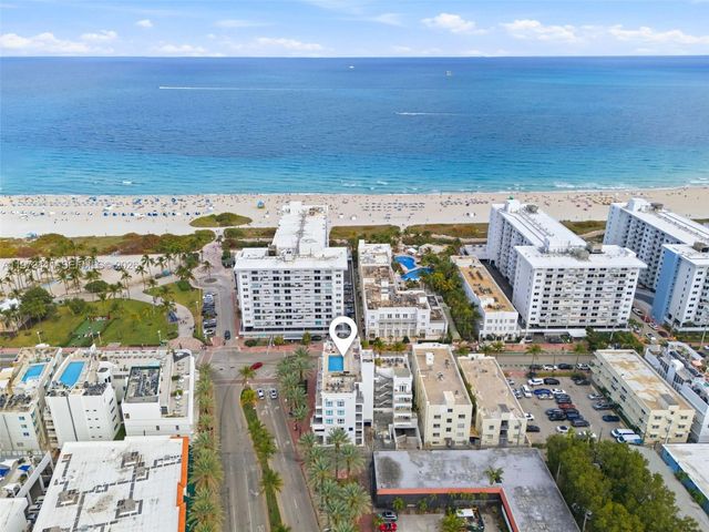 448 Ocean Drive 303, Miami Beach, FL 33139