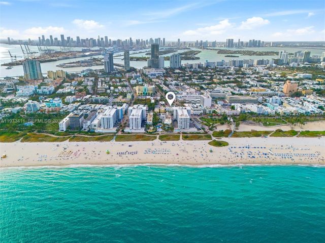 448 Ocean Drive 303, Miami Beach, FL 33139