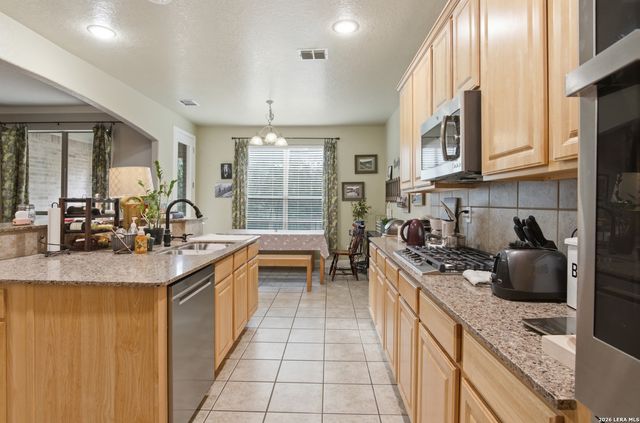 24118 Briarbrook, San Antonio, TX 78261