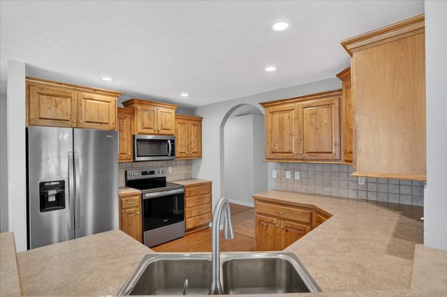 970 Owen Lane, Willard, MO 65781